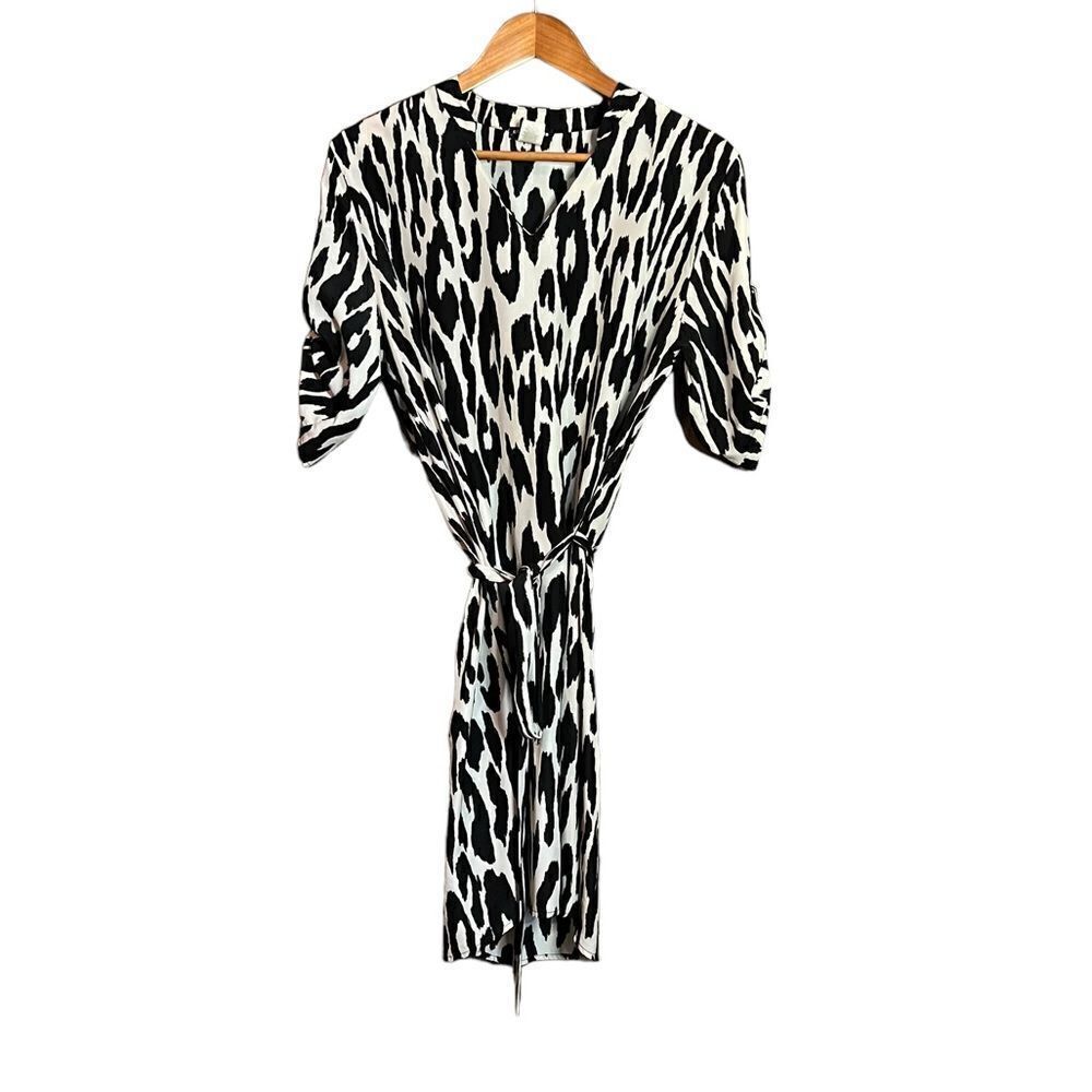 3 for $30! Cha Cha Vente patterned mini dress‎